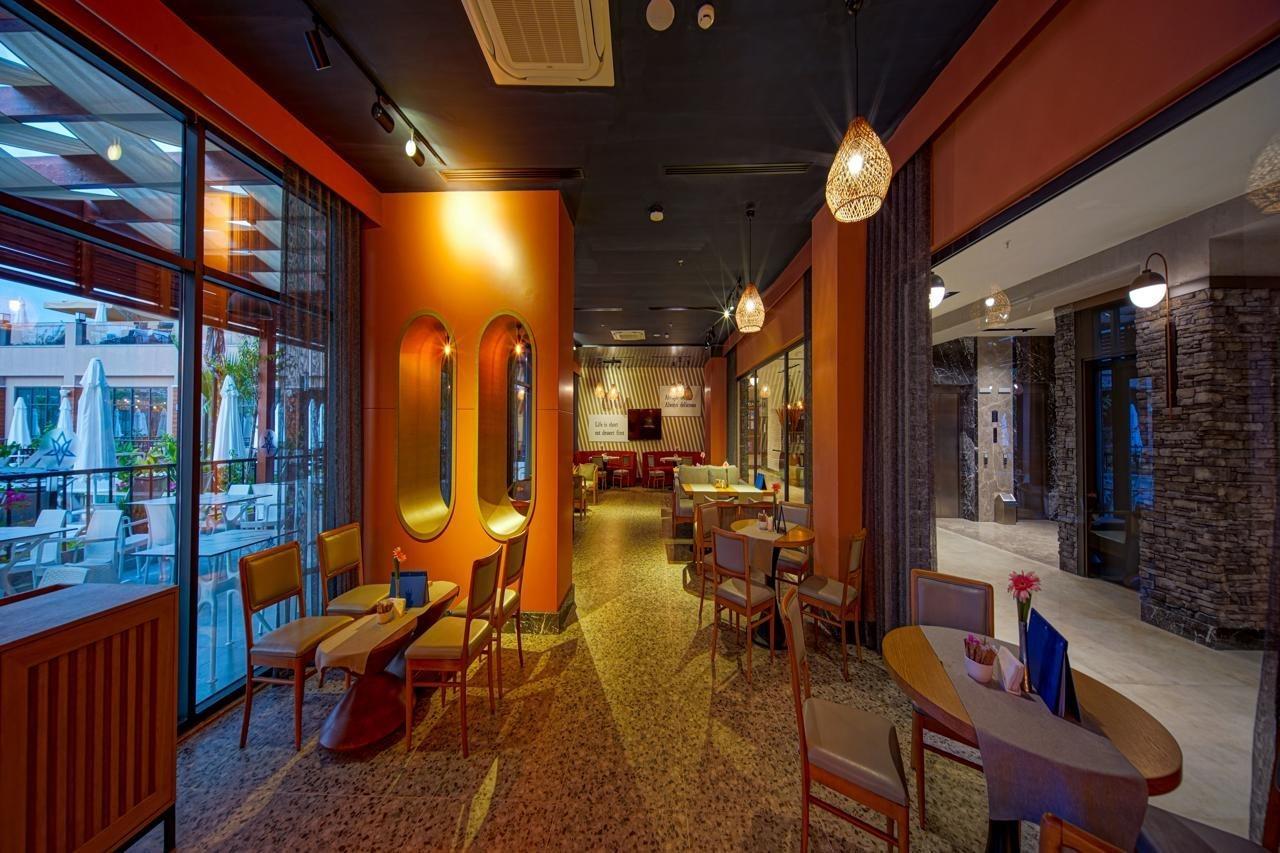 Hotel Aletris Deluxe & 4*